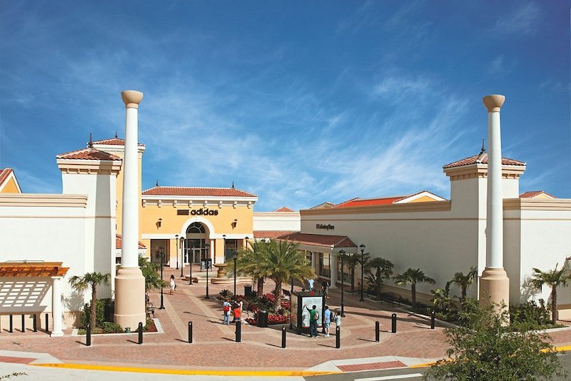 Vista aérea do Premium Outlets International em Orlando